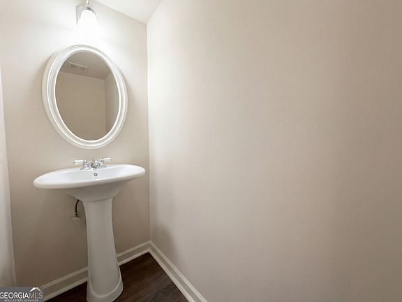 2nd image of 806 Brighton Point