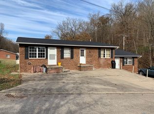 5300 May Cir, Cross Lanes, WV 25313
