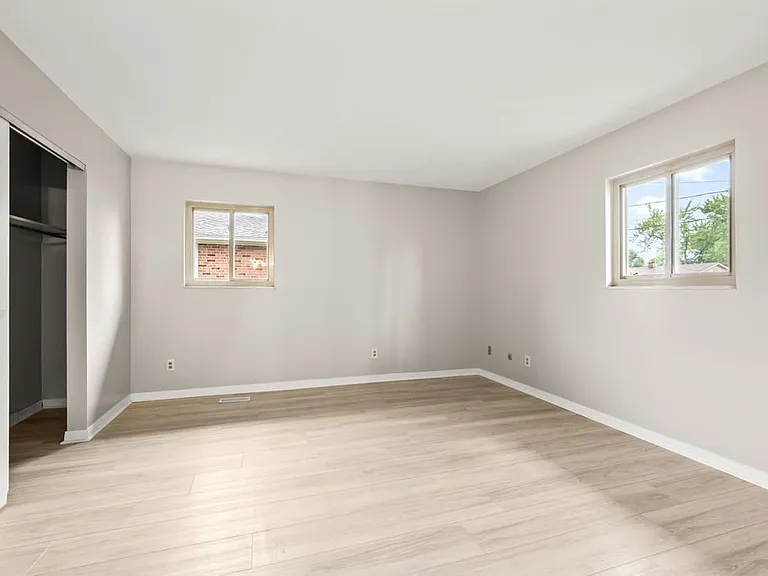 213 Southerly Hills Dr — Photo 24
