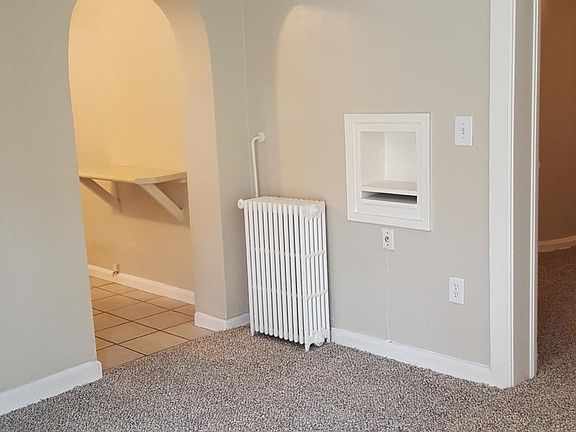 4th image of 1239 Marion St