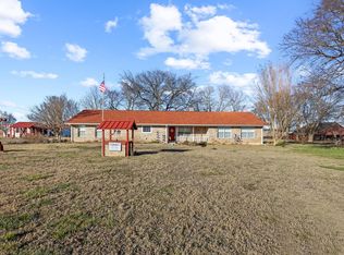 1858 Farm Road 1506, Paris, TX 75460
