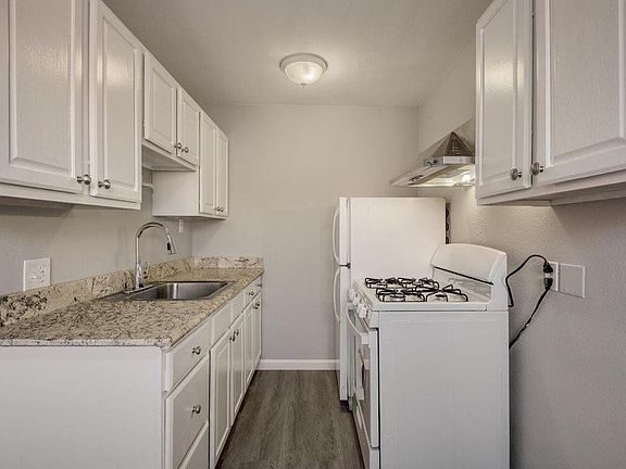 4th image of 660 Pine St #1