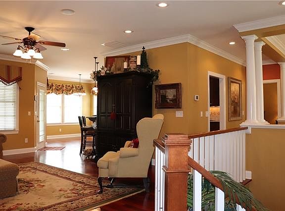 4th image of 5489 Land Harbour Dr