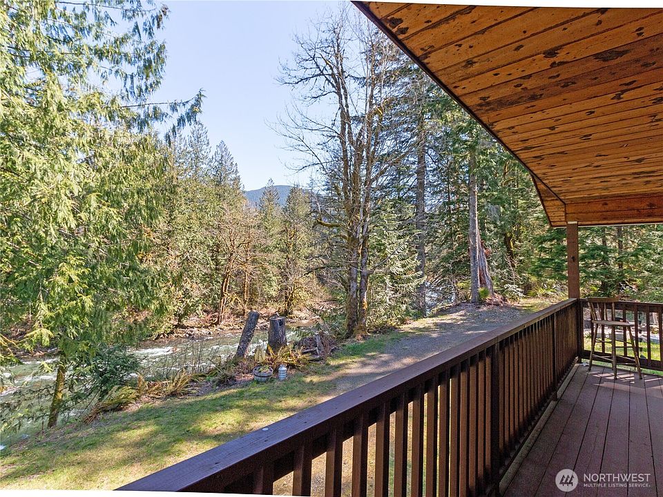 1st image of 189 Whitewater Way