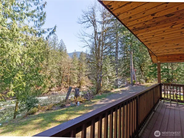 189 Whitewater Way, Morton, WA 98356