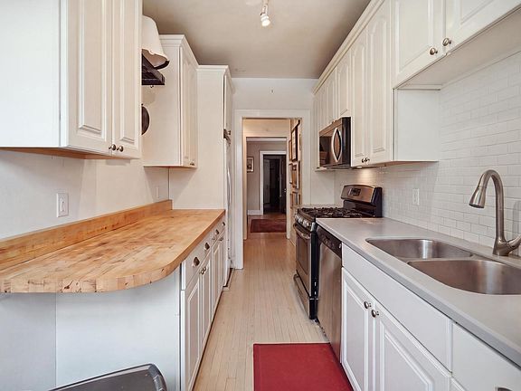 3rd image of 826 Judson Ave APT 2
