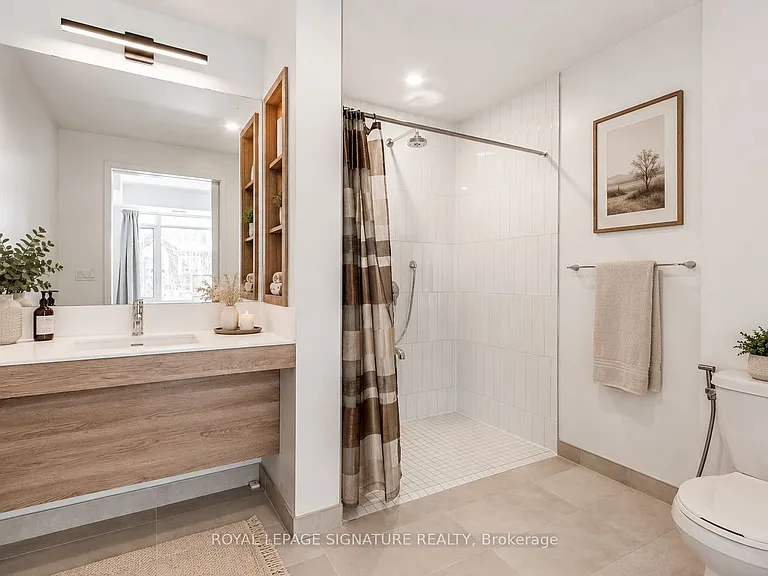 8 Beverley Glen Blvd #228 — Photo 5
