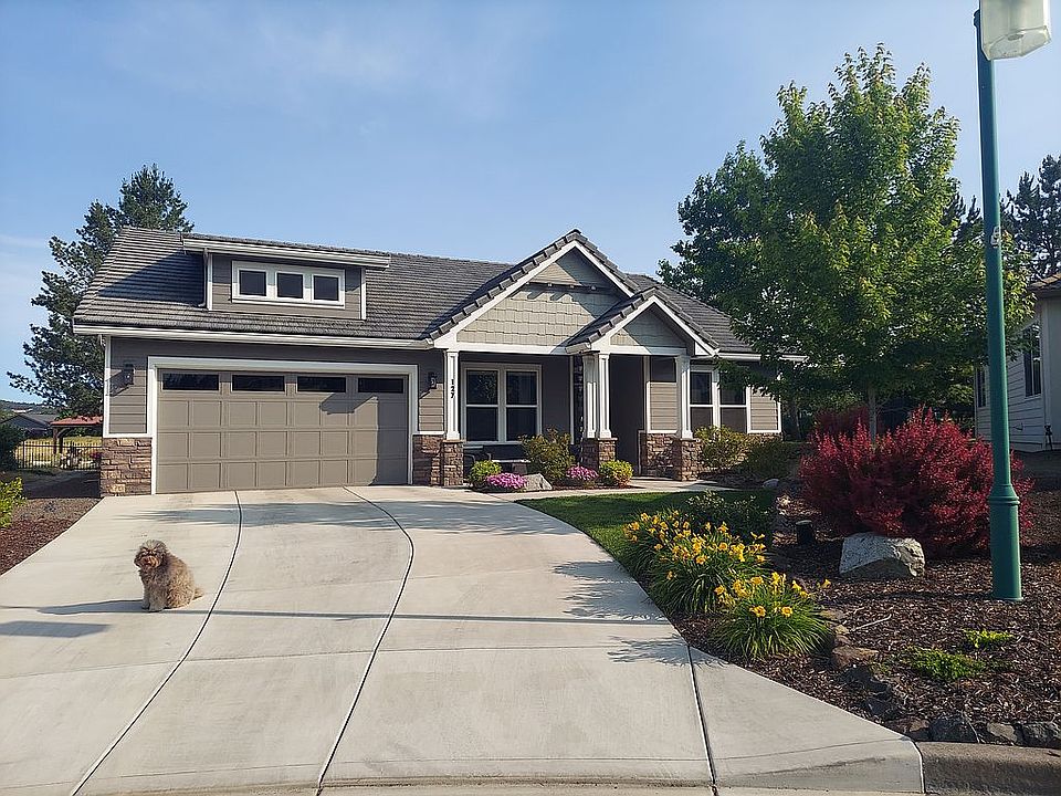 1st image of 127 Pine Lake Dr