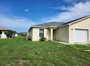 26 SE 24th Ave, Cape Coral, FL 33990