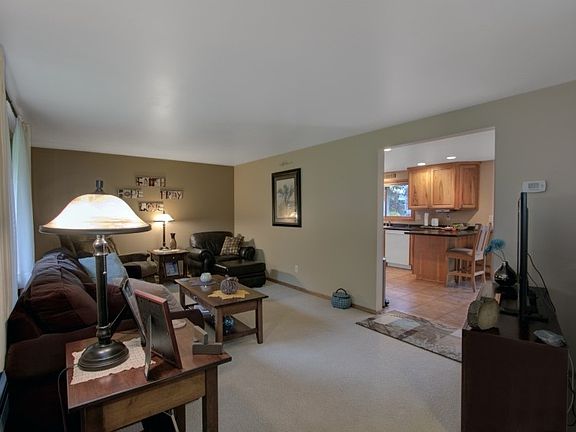 2nd image of W8741 Lakeview Dr
