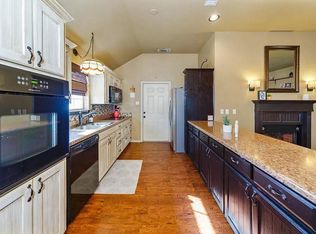 302 W Mulberry St, Decatur, TX 76234