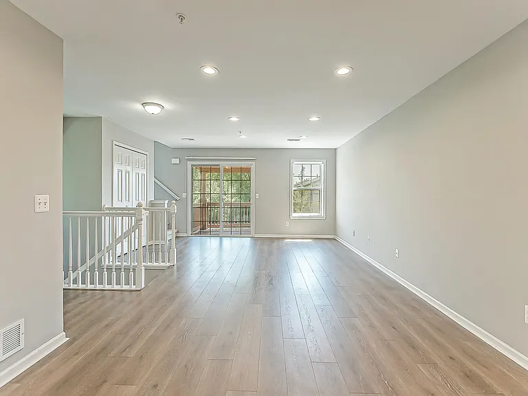 2865 Barclay Way — Photo 9