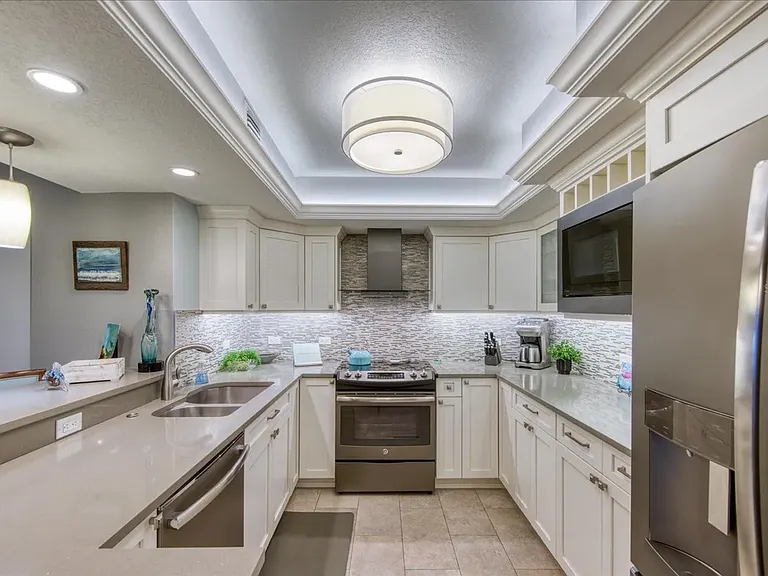 17400 Gulf Blvd #J9 — Photo 28