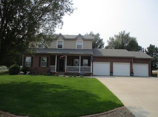 103 Chelsey Ct, Garden City, KS 67846