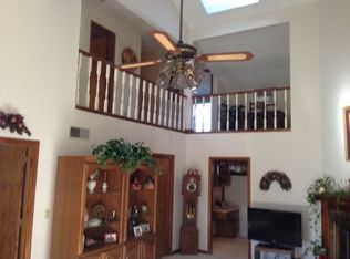 1291 Village Green Dr, Hixson, TN 37343