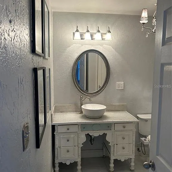 1332 N Fern Creek Ave — Photo 11
