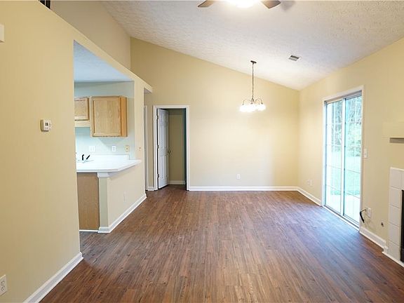5th image of 1327 Parkside Club Dr