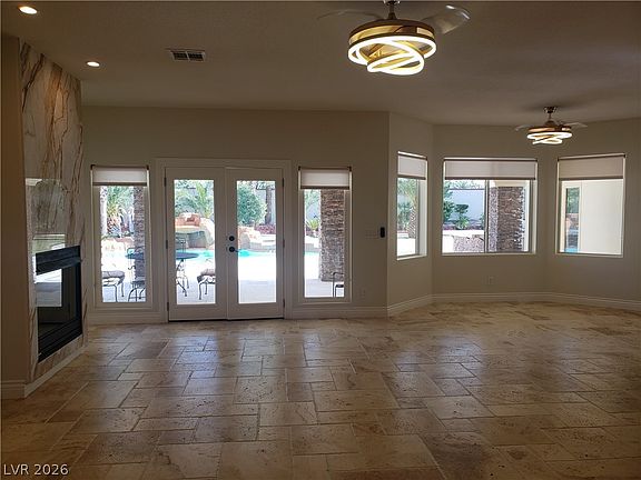 5th image of 7261 Obannon Dr