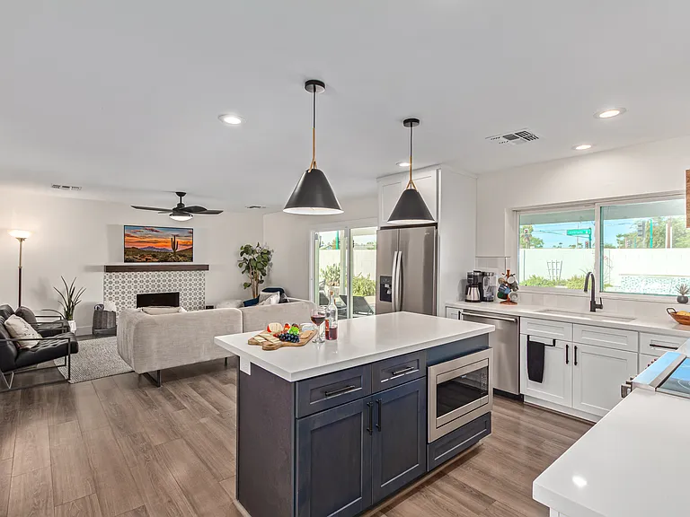 5202 E Karen Dr — Photo 9