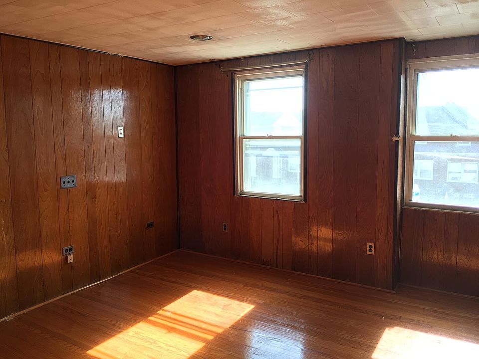 2nd image of 7214 Horrocks St