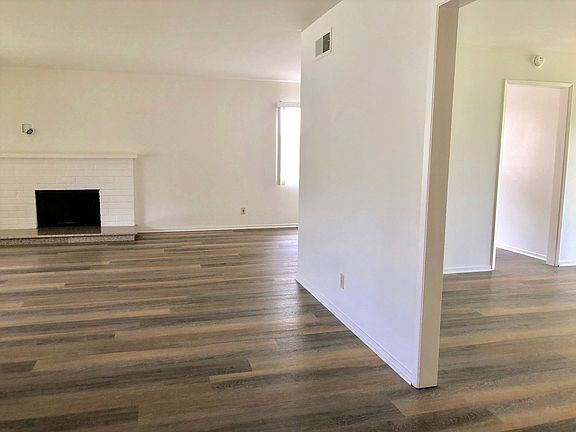 4th image of 257 N Brookshire Ave