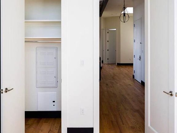 2nd image of 277 Irving Ave #4A