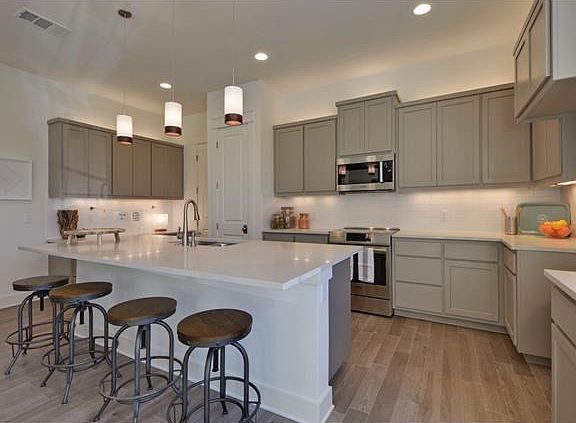 4th image of 5309 William Holland Ave #6
