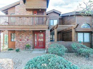 101 Hemingway Ln, Weldon Spring, MO 63304