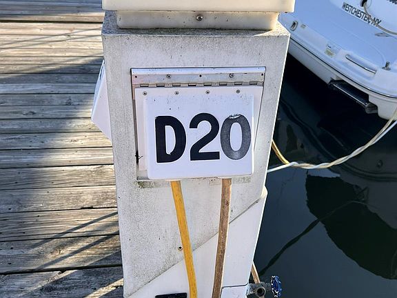 5th image of D-20 Half Moon Bay Marina