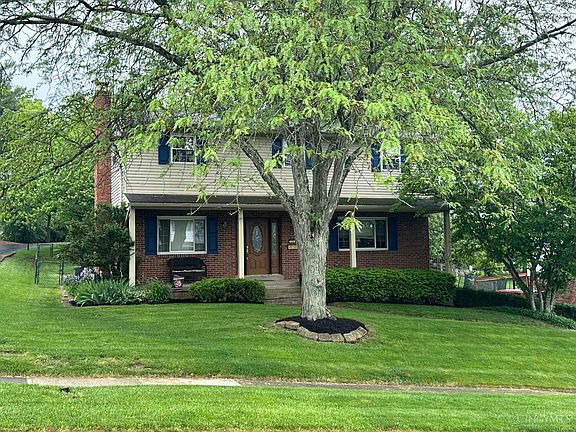 2nd image of 7281 Applevalley Ct