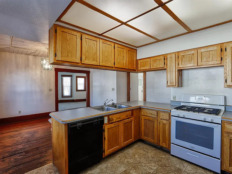 625 Lewis St #M — Photo 11