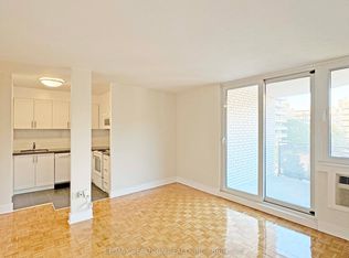 485 Huron St #301, Toronto, ON M5R 2R5