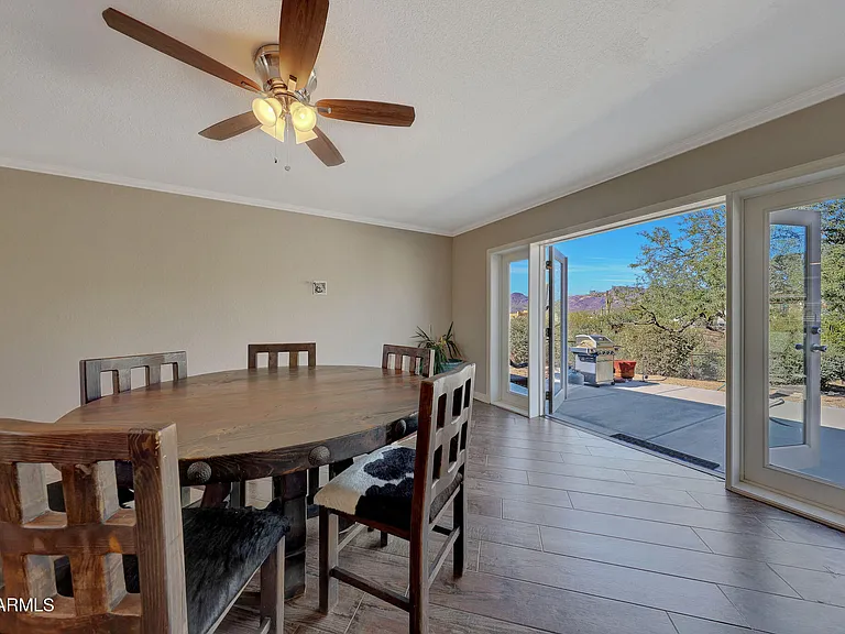 6914 E Highland Rd — Photo 9