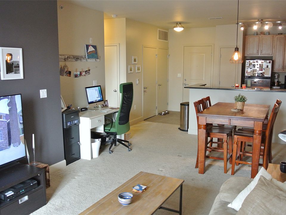 Living Room/Dining Room/Kitchen/Office