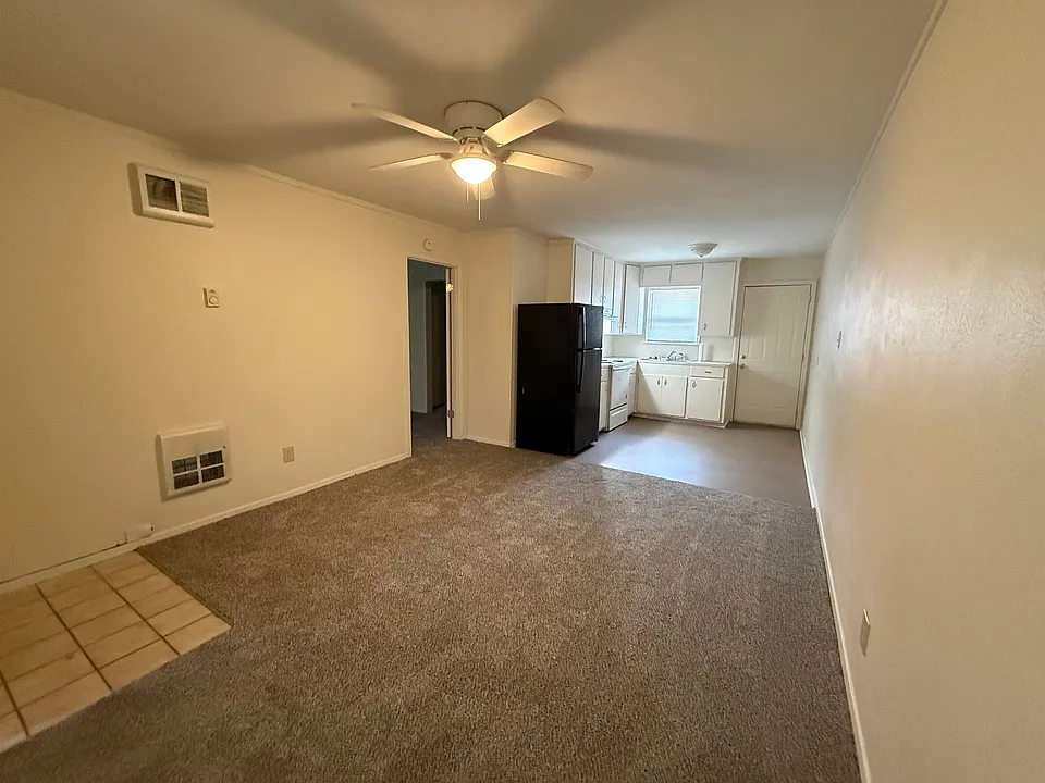 1501 Silver Falls Rd