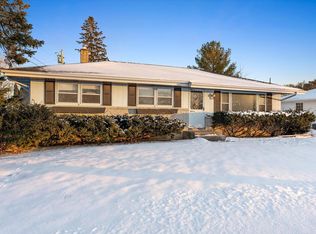 1563 Scott Rd, Port Washington, WI 53074
