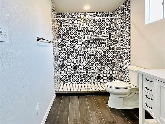 4th image of 4808 Avenue S #B