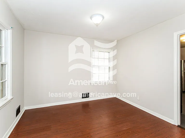 61171_008_bedroom_9.jpg