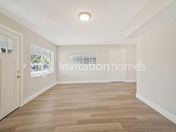 3rd image of 422 Finley Ave