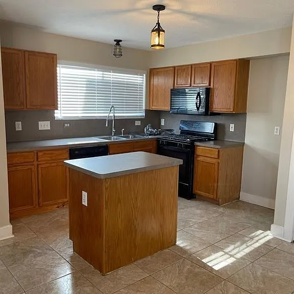6226 Kings Oaks Ln — Photo 4