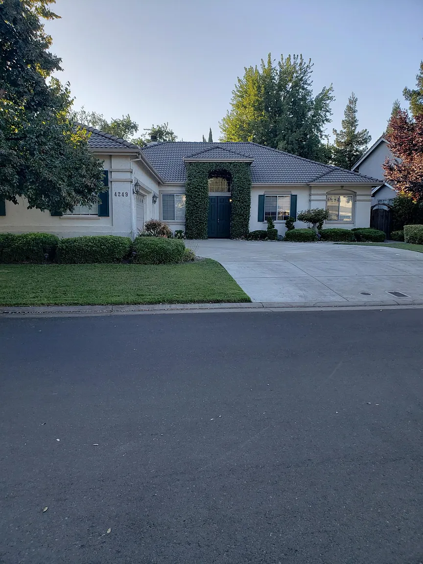 4249 Pebble Beach Dr photo 1
