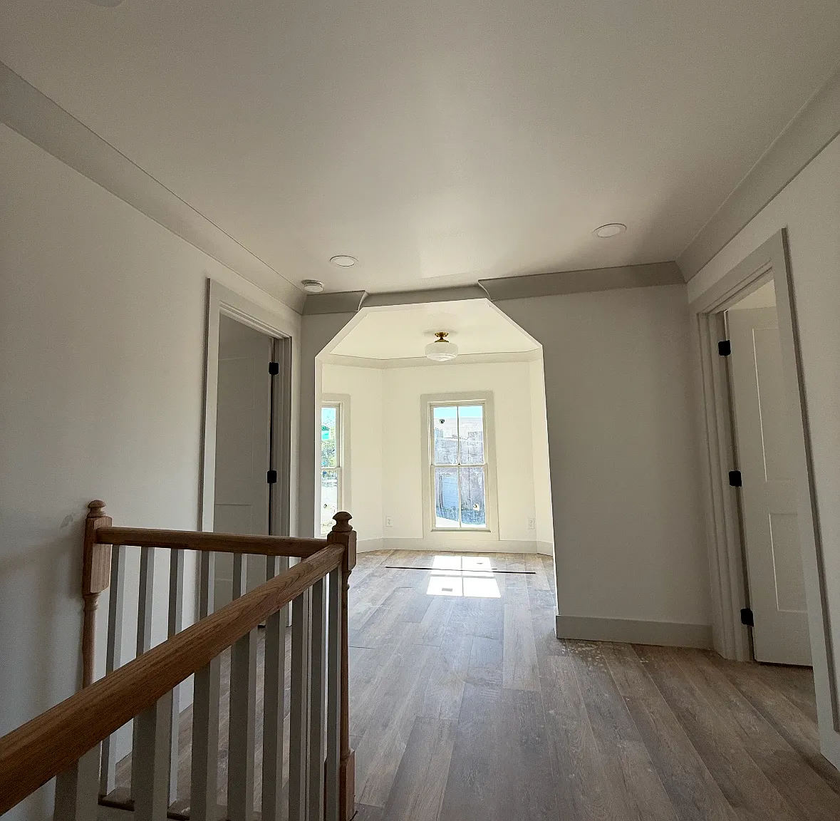 4 bed, 3.5 bath, 2016 sqft, $6,000 — Photo 3