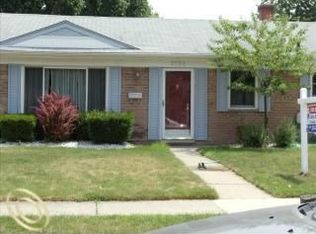 8154 Milburn St, Westland, MI 48185