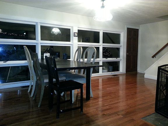5th image of 62 Rockland St