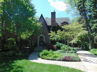 167 Southcote Rd, Riverside, IL 60546