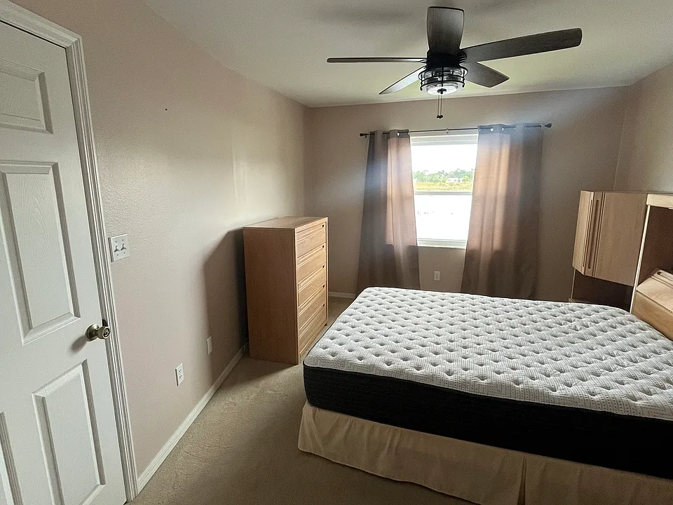 602 Chelsee Way