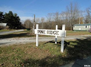 901 1/2 Macomb St, Macomb, IL 62326