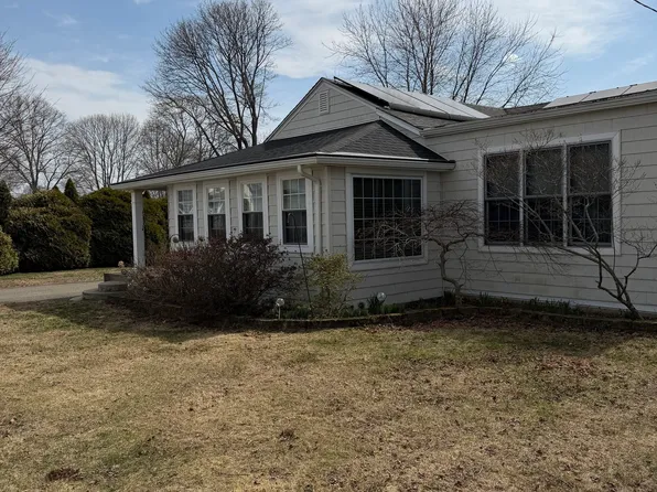 24 Seabreeze Road, Old Saybrook, CT 06475