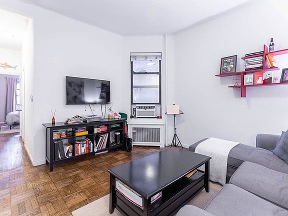 2nd image of 107 E 88th St #2N