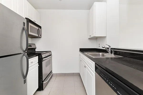 Rented by REAL New York | media 4